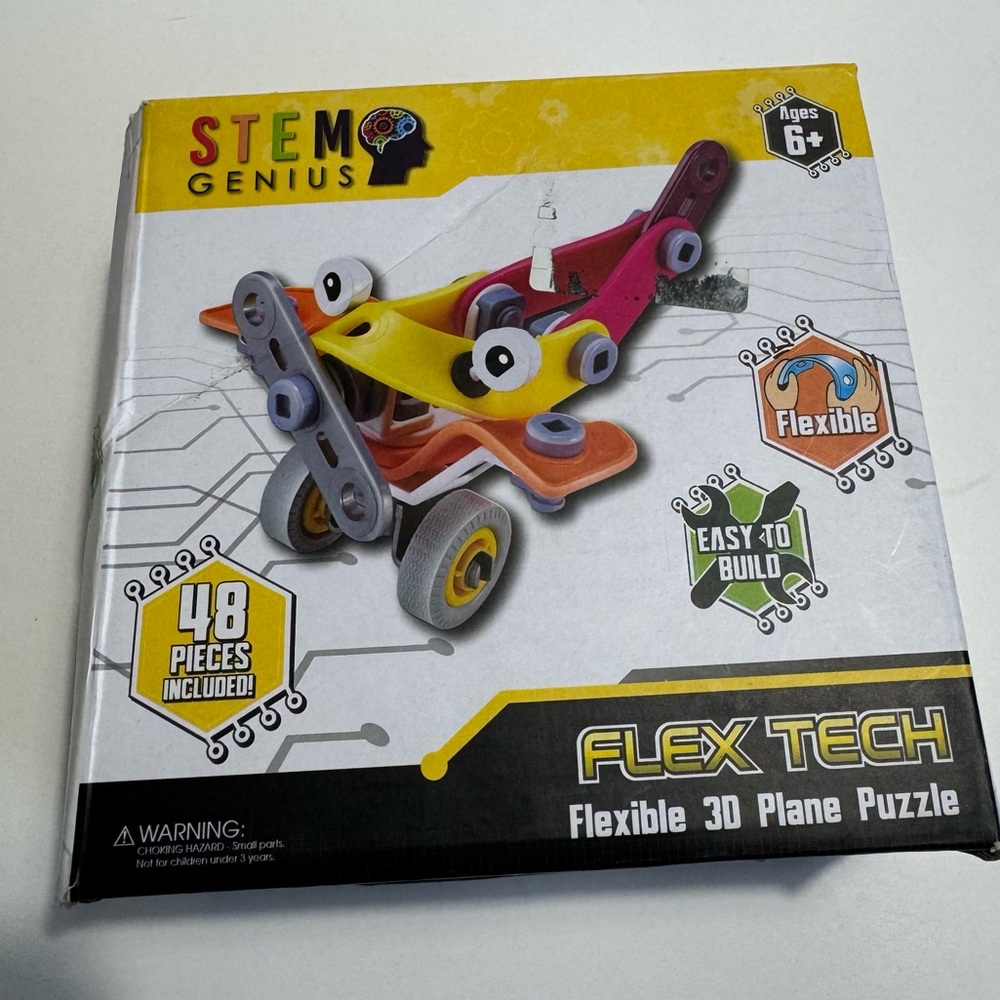 STEM GENIUS FLEX TECH Flexible 3D Airplane Puzzle 48 Pieces Ages 6+ NEW